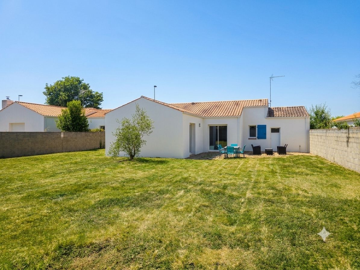 Challans - 100 m² - 4 chambres, suite parentale et jardin